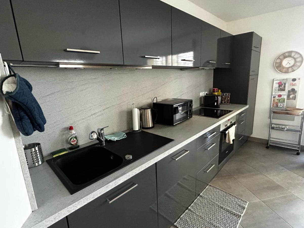 Appartement Cosy - Port Marianne - Garage Sous Sol Montpellier Buitenkant foto